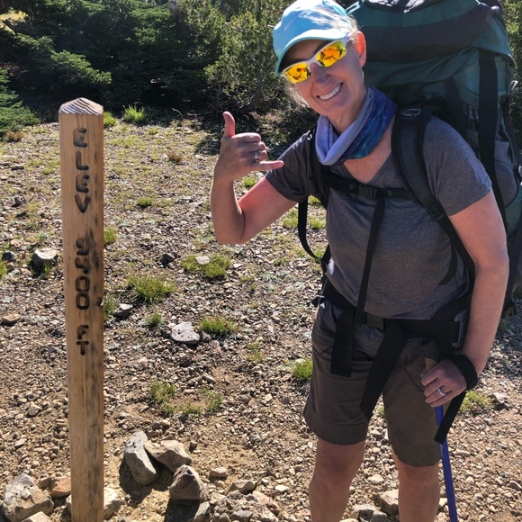 Meet your Posher, Jennifer - Picture 2 of 12